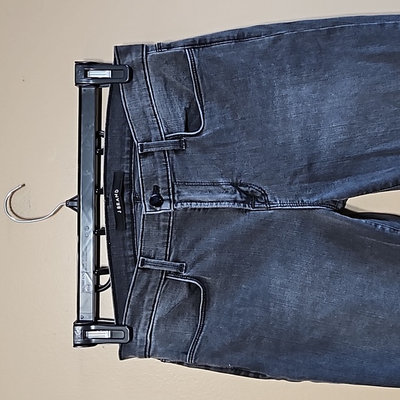 JBrand Crop Jeans - Picture 5 of 13